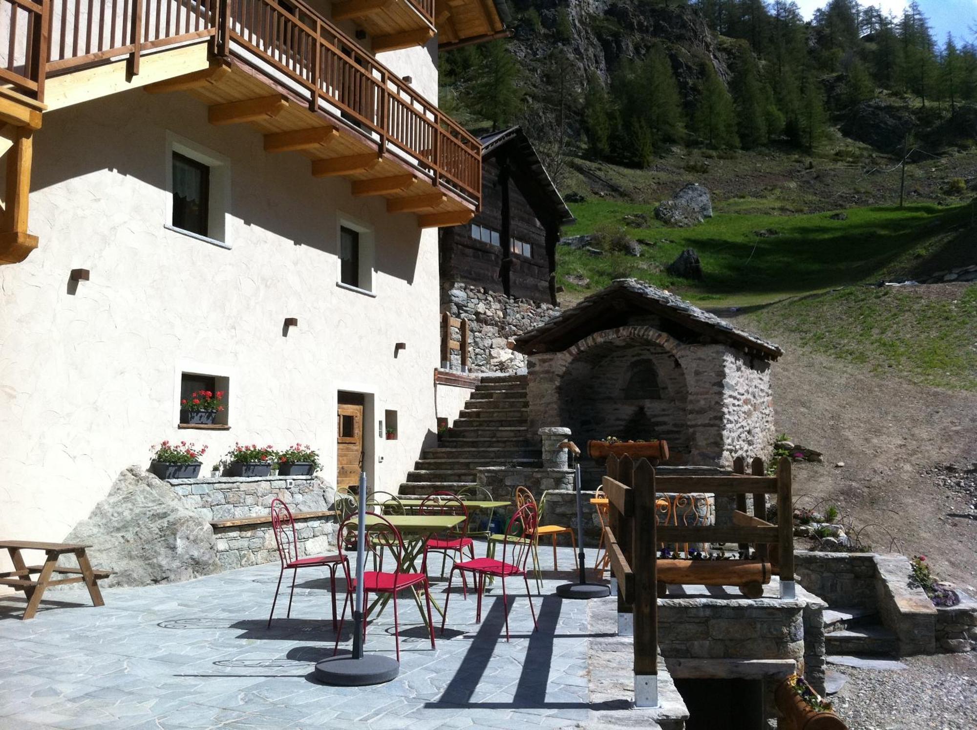 Alpe Rebelle Bed and Breakfast Bionaz Eksteriør billede