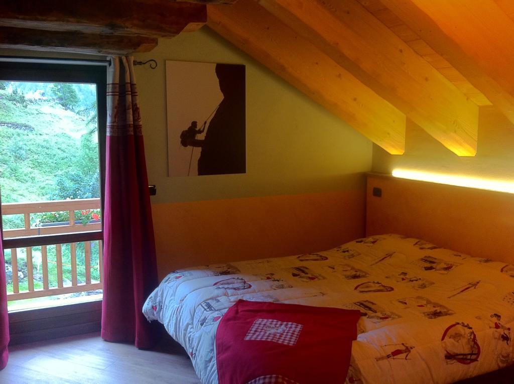 Alpe Rebelle Bed and Breakfast Bionaz Eksteriør billede