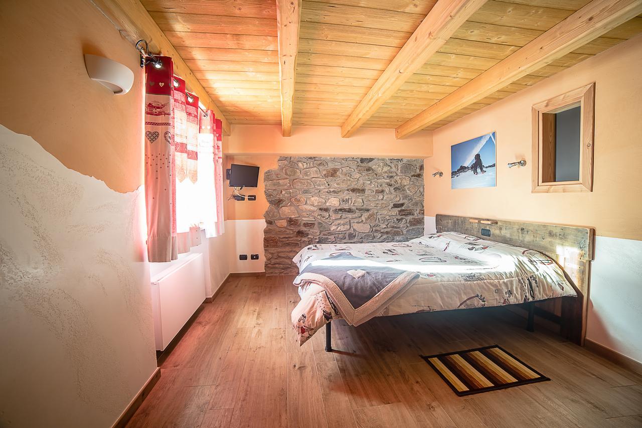 Alpe Rebelle Bed and Breakfast Bionaz Eksteriør billede